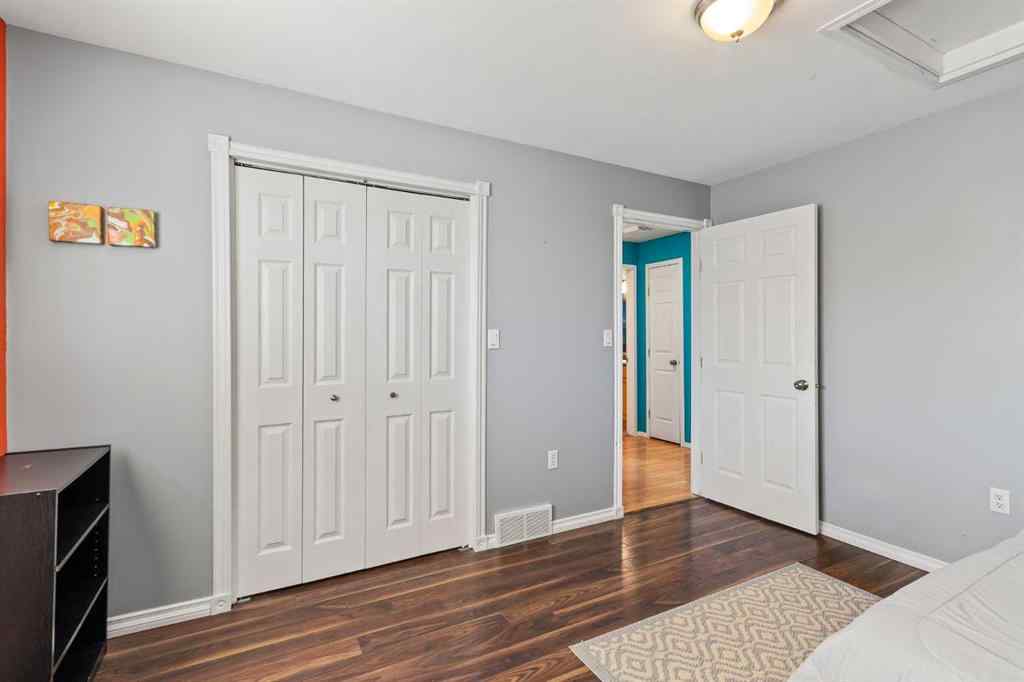 MLS® A2254597 - 110 Pleasant Drive  in Paradise Valley Paradise Valley, Residential