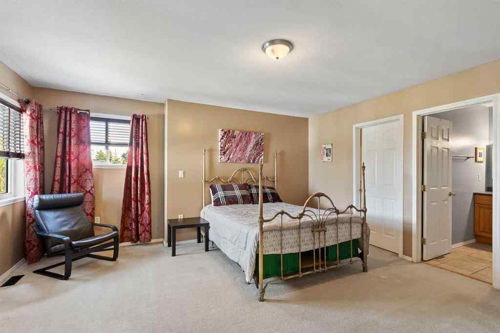 MLS® A2254597 - 110 Pleasant Drive  in Paradise Valley Paradise Valley, Residential