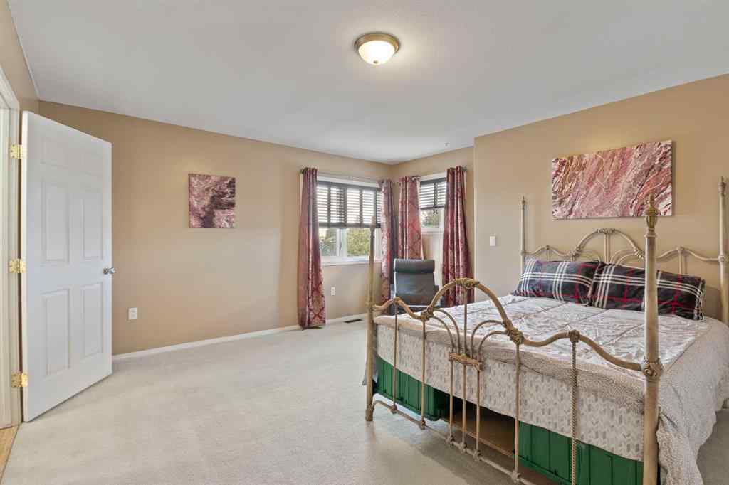 MLS® A2254597 - 110 Pleasant Drive  in Paradise Valley Paradise Valley, Residential