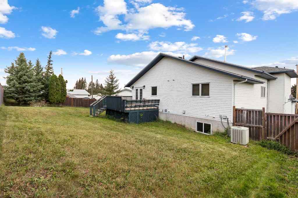MLS® A2254597 - 110 Pleasant Drive  in Paradise Valley Paradise Valley, Residential