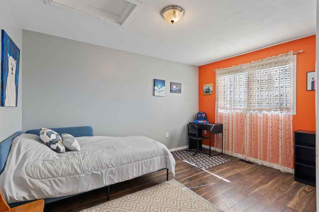 MLS® A2254597 - 110 Pleasant Drive  in Paradise Valley Paradise Valley, Residential
