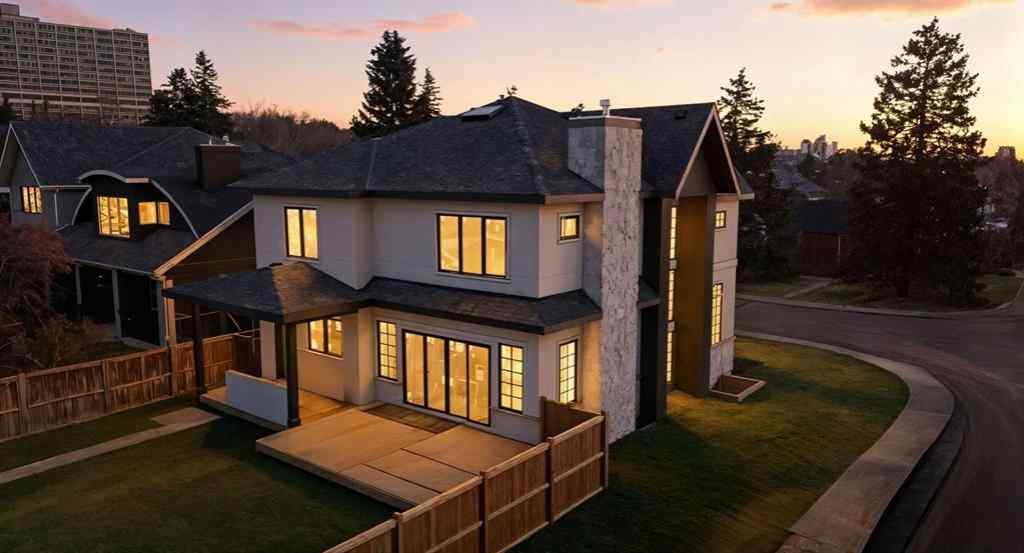 MLS&reg; # A2254598 - 703 35 Street NW in Parkdale Calgary, Residential Open Houses