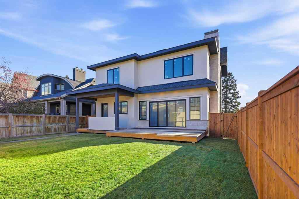MLS&reg; # A2254598 - 703 35 Street NW in Parkdale Calgary, Residential Open Houses