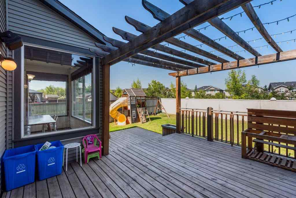 MLS® A2254605 - 147 New Brighton Close SE in New Brighton Calgary, Residential