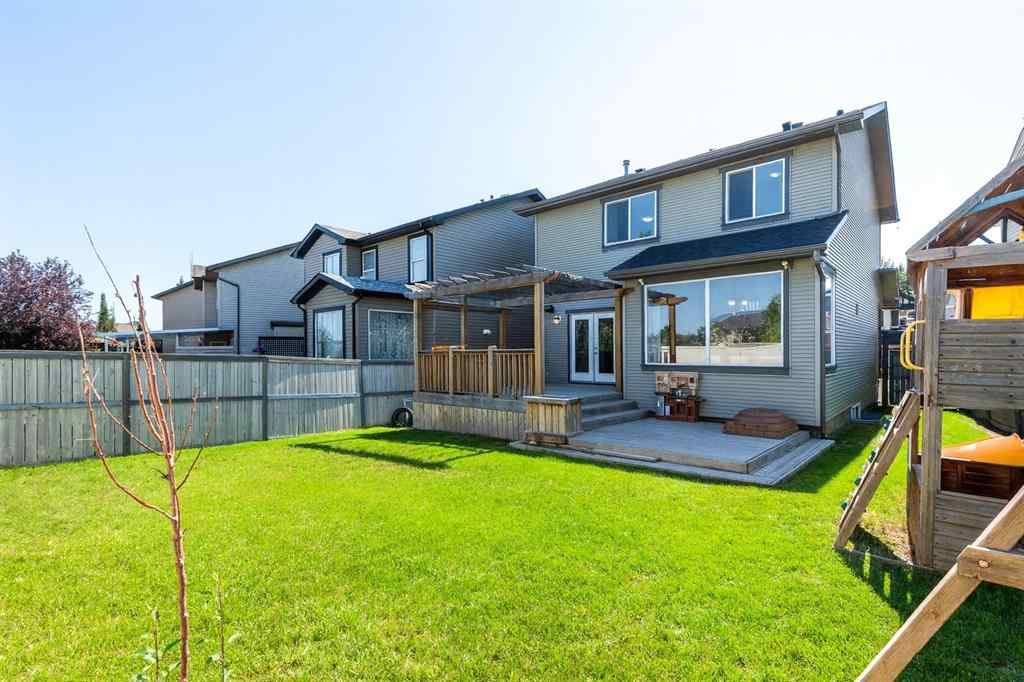 MLS® A2254605 - 147 New Brighton Close SE in New Brighton Calgary, Residential
