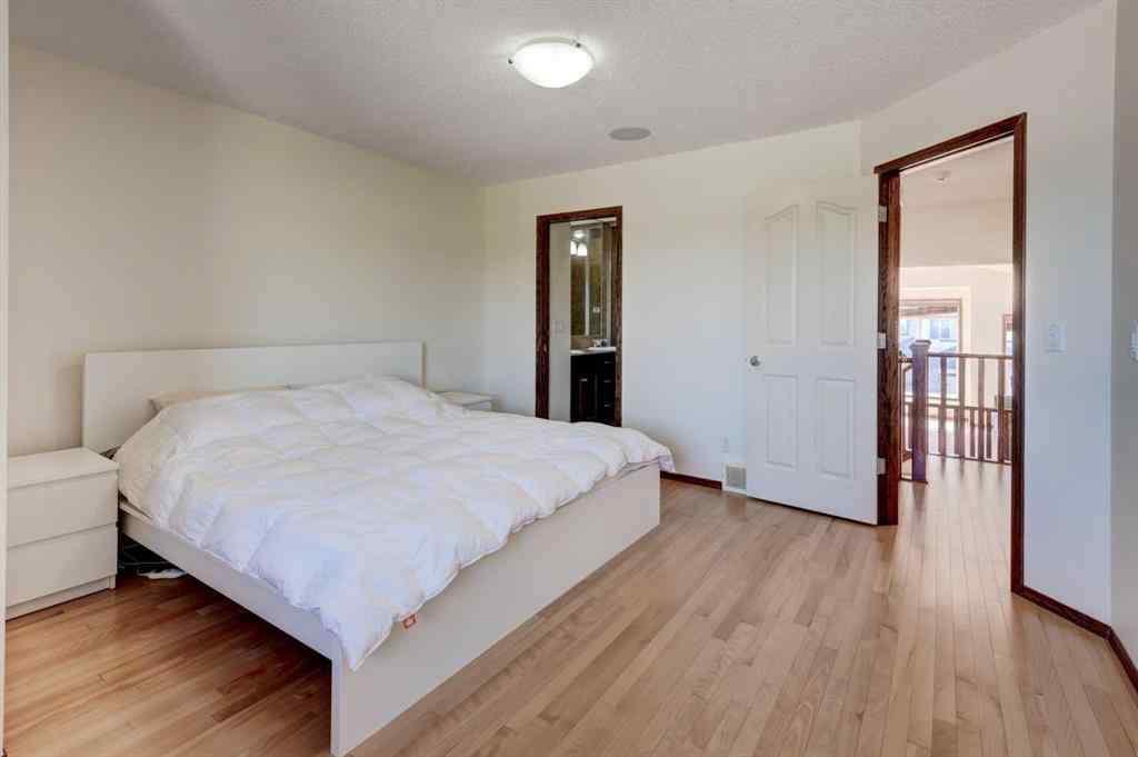 MLS® A2254605 - 147 New Brighton Close SE in New Brighton Calgary, Residential