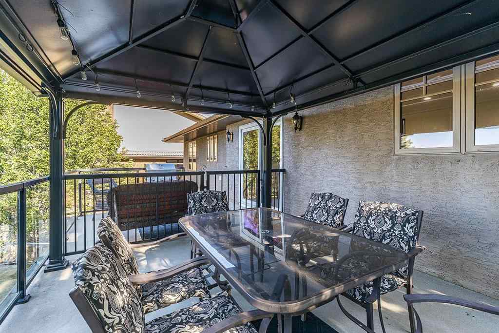 MLS® A2254606 - 52 Ross Heights Court SE in Ross Glen Medicine Hat, Residential