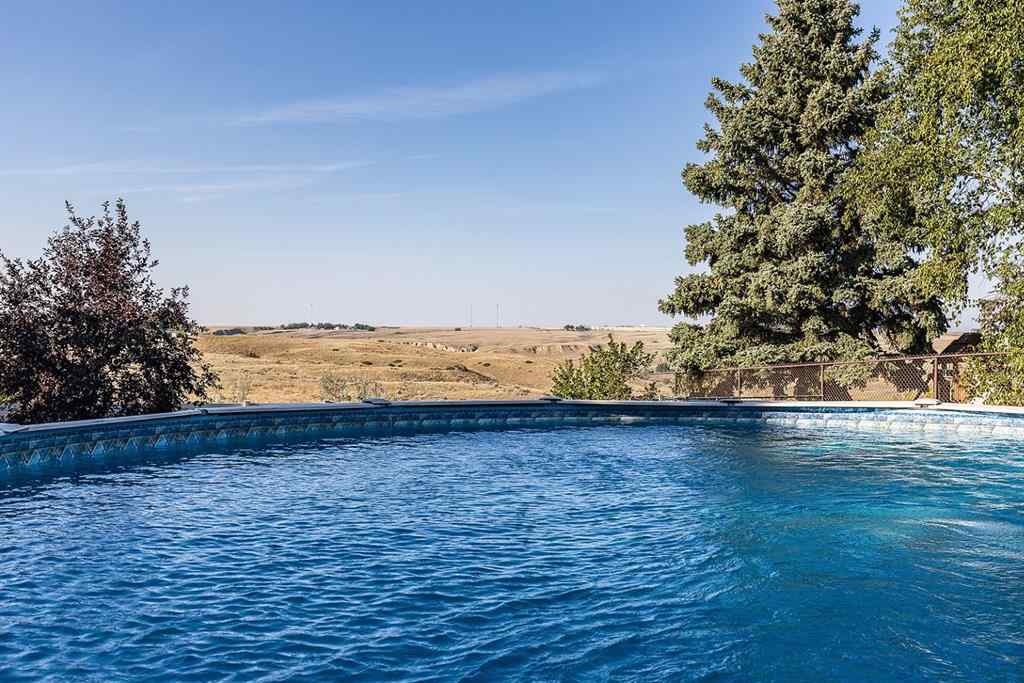 MLS® A2254606 - 52 Ross Heights Court SE in Ross Glen Medicine Hat, Residential