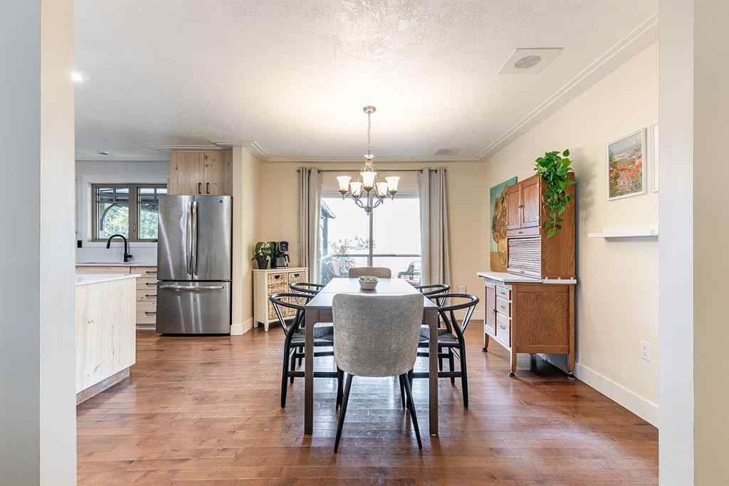 MLS® A2254606 - 52 Ross Heights Court SE in Ross Glen Medicine Hat, Residential