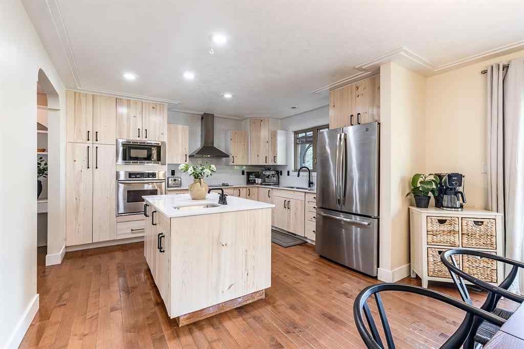 MLS® A2254606 - 52 Ross Heights Court SE in Ross Glen Medicine Hat, Residential