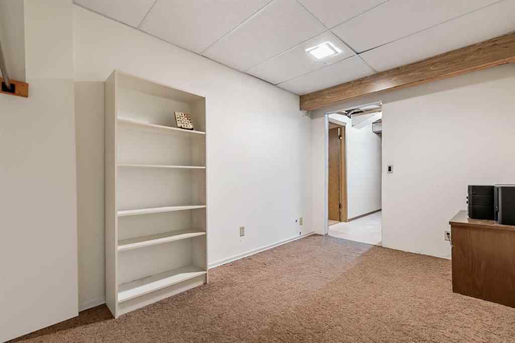 MLS® A2254608 - 260 Sun Valley Drive SE in Sundance Calgary, Residential