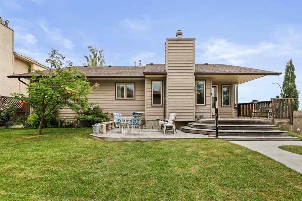 MLS® A2254608 - 260 Sun Valley Drive SE in Sundance Calgary, Residential