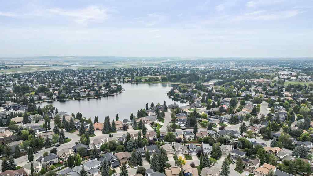 MLS® A2254608 - 260 Sun Valley Drive SE in Sundance Calgary, Residential