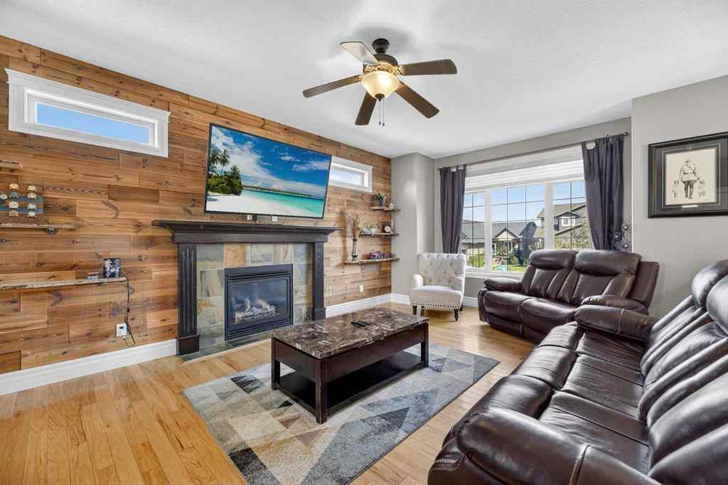 MLS® A2254610 - 12 Vermont Close  in NONE Olds, Residential