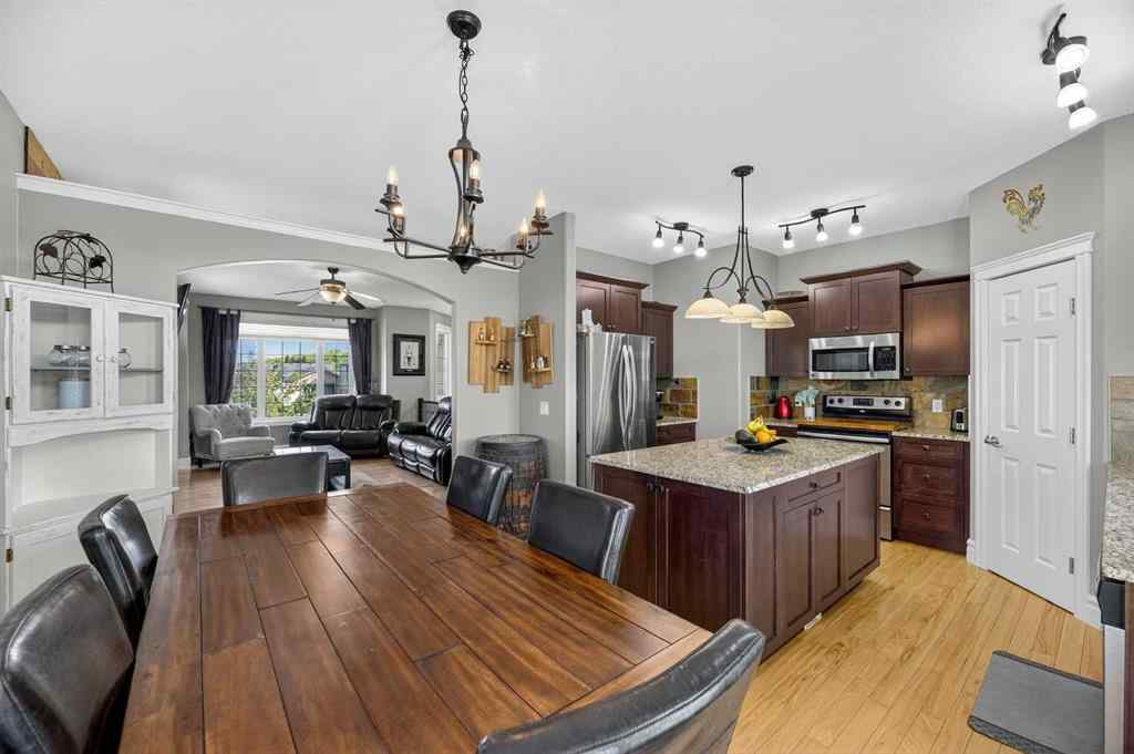 MLS® A2254610 - 12 Vermont Close  in NONE Olds, Residential