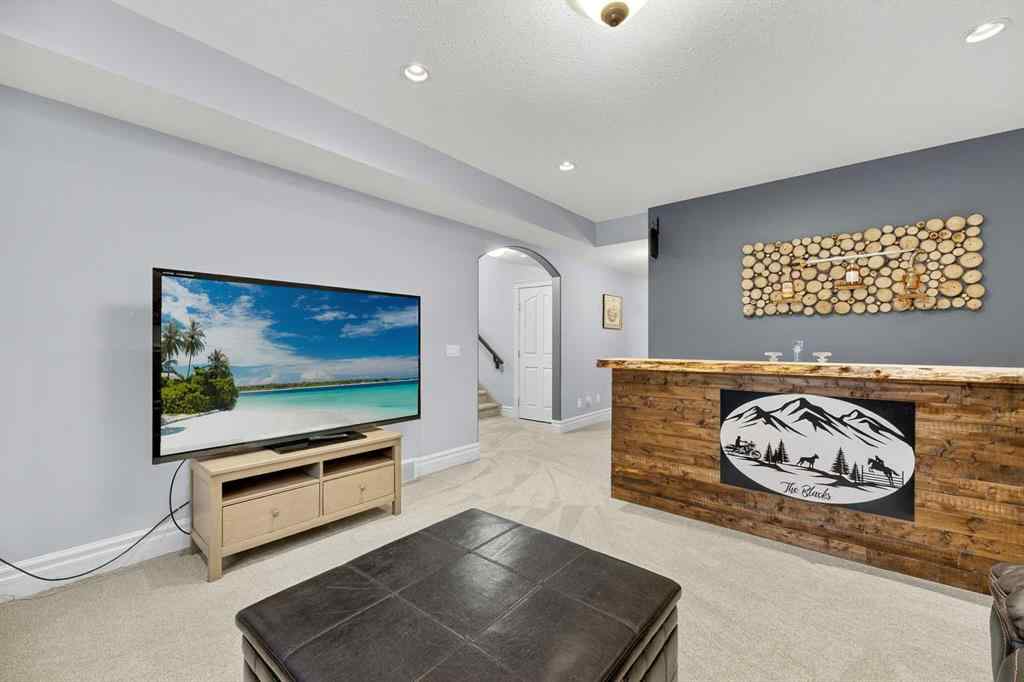 MLS® A2254610 - 12 Vermont Close  in NONE Olds, Residential