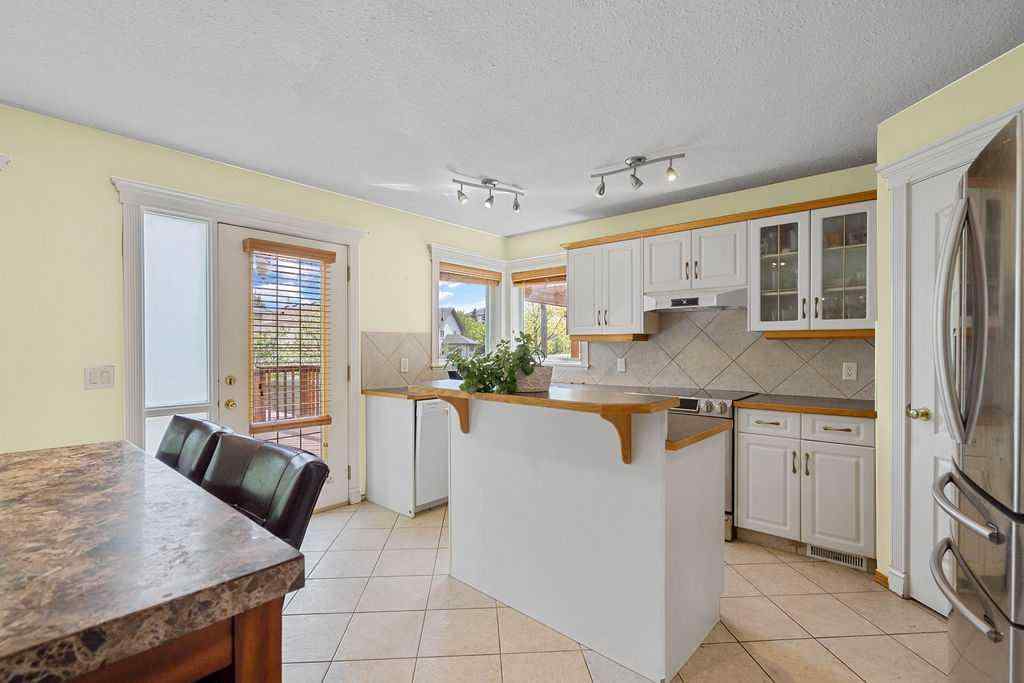 MLS® A2254612 - 175 Panorama Hills Close NW in Panorama Hills Calgary, Residential