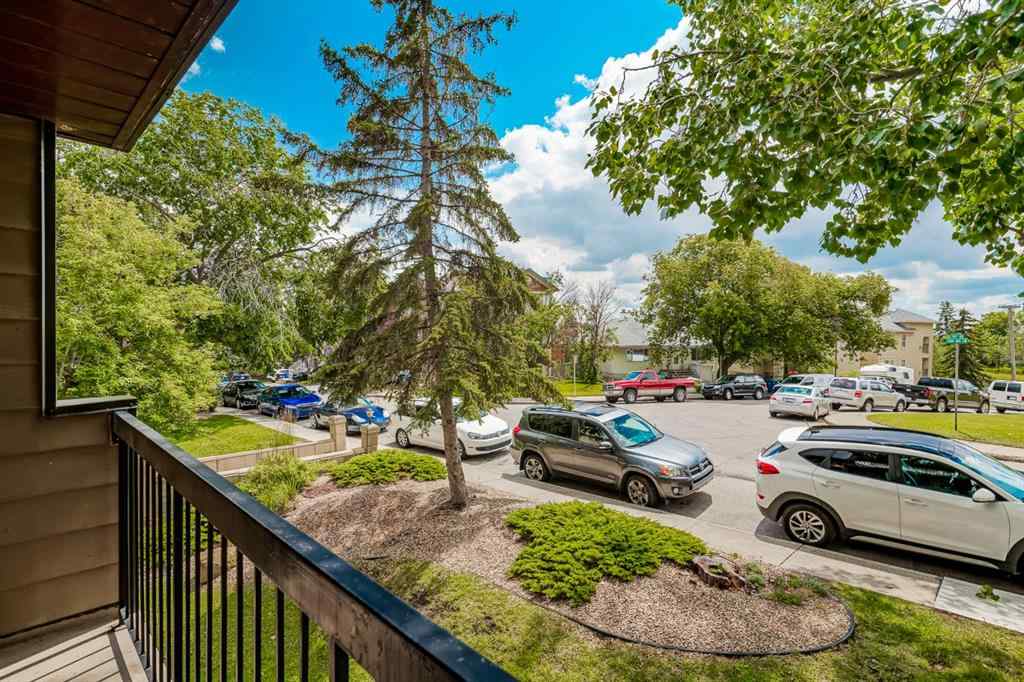 MLS® A2254620 - Unit #305 60 38a Avenue SW in Parkhill Calgary, Residential