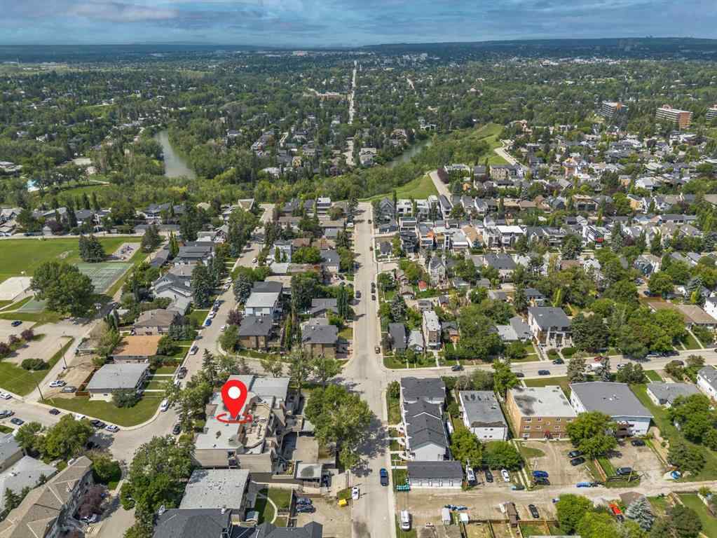 MLS® A2254620 - Unit #305 60 38a Avenue SW in Parkhill Calgary, Residential