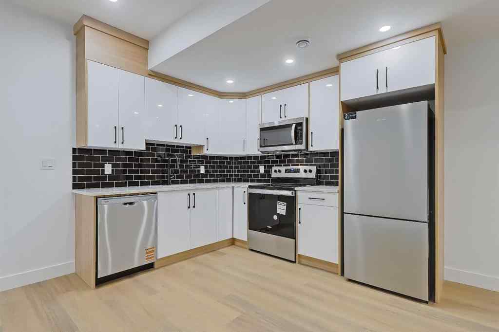 MLS® A2254621 - 3106 43 Street SW in Glenbrook Calgary, Residential