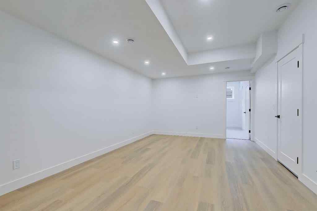 MLS® A2254621 - 3106 43 Street SW in Glenbrook Calgary, Residential