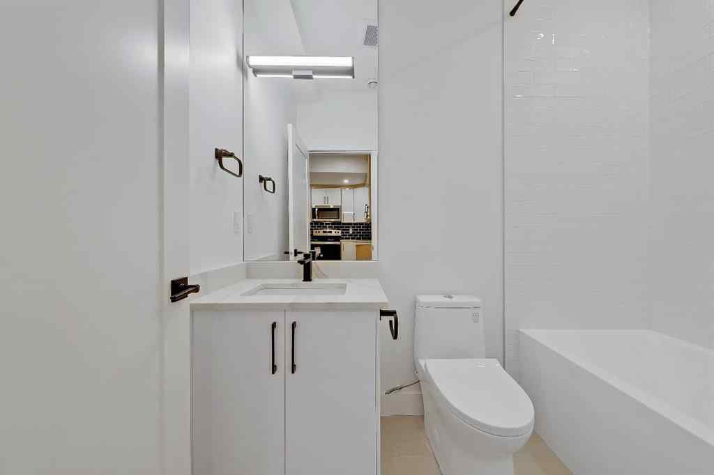 MLS® A2254621 - 3106 43 Street SW in Glenbrook Calgary, Residential