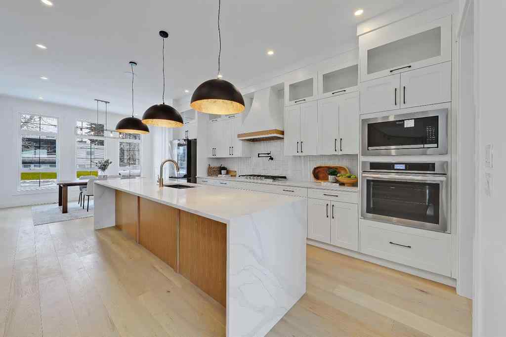 MLS® A2254621 - 3106 43 Street SW in Glenbrook Calgary, Residential