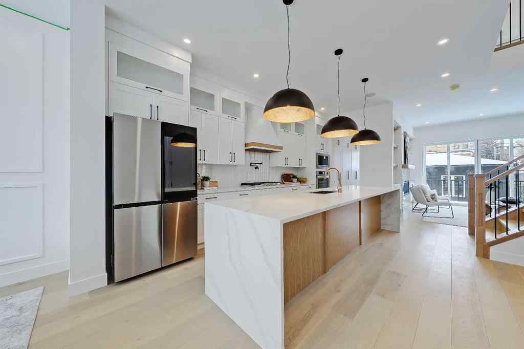 MLS® A2254621 - 3106 43 Street SW in Glenbrook Calgary, Residential