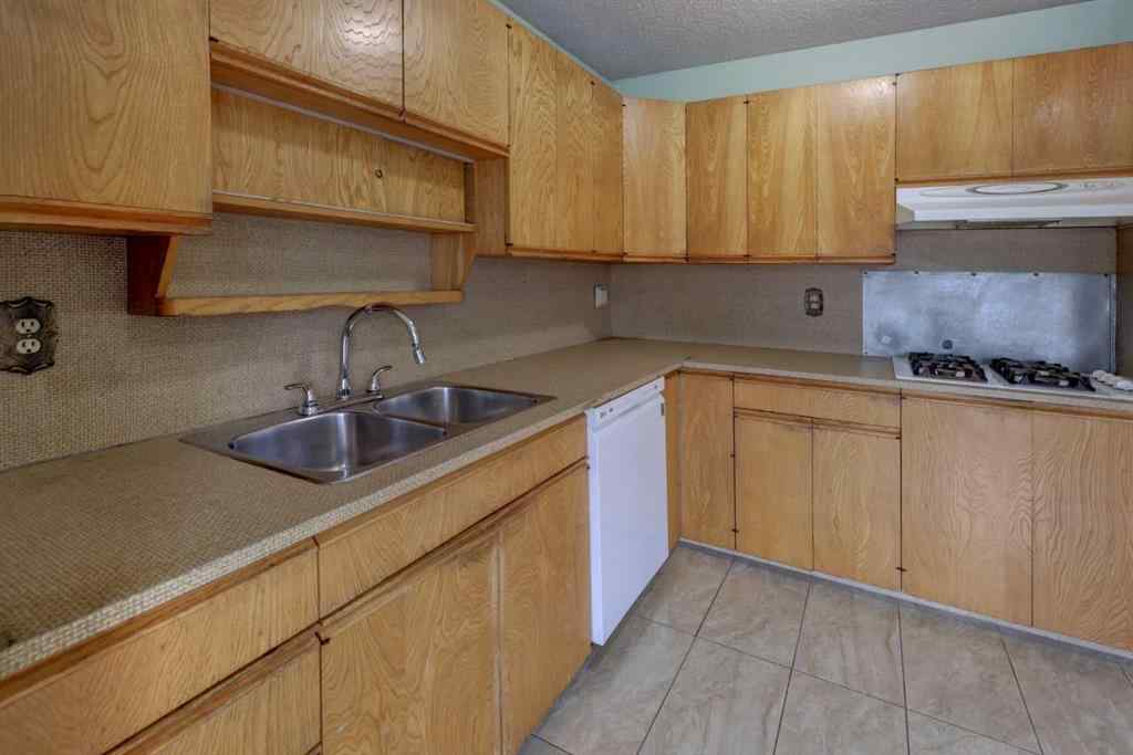 MLS® A2254623 - 315 Manora Road NE in Marlborough Park Calgary, Residential