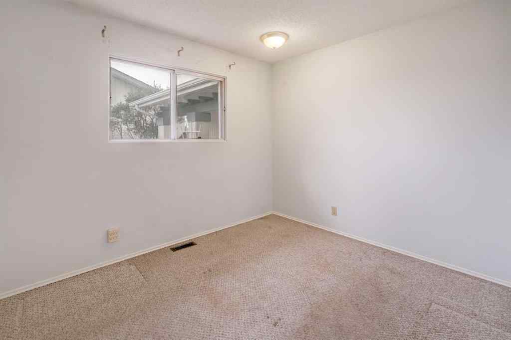 MLS® A2254623 - 315 Manora Road NE in Marlborough Park Calgary, Residential