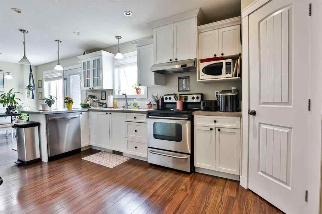 MLS® A2254626 - 738 18 Street N in Westminster Lethbridge, Residential