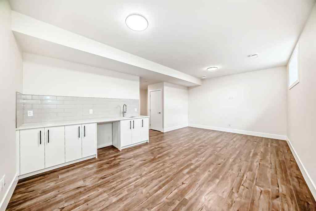 MLS® A2254627 - 60 Aspen Woods Park SW in Aspen Woods Calgary, Residential