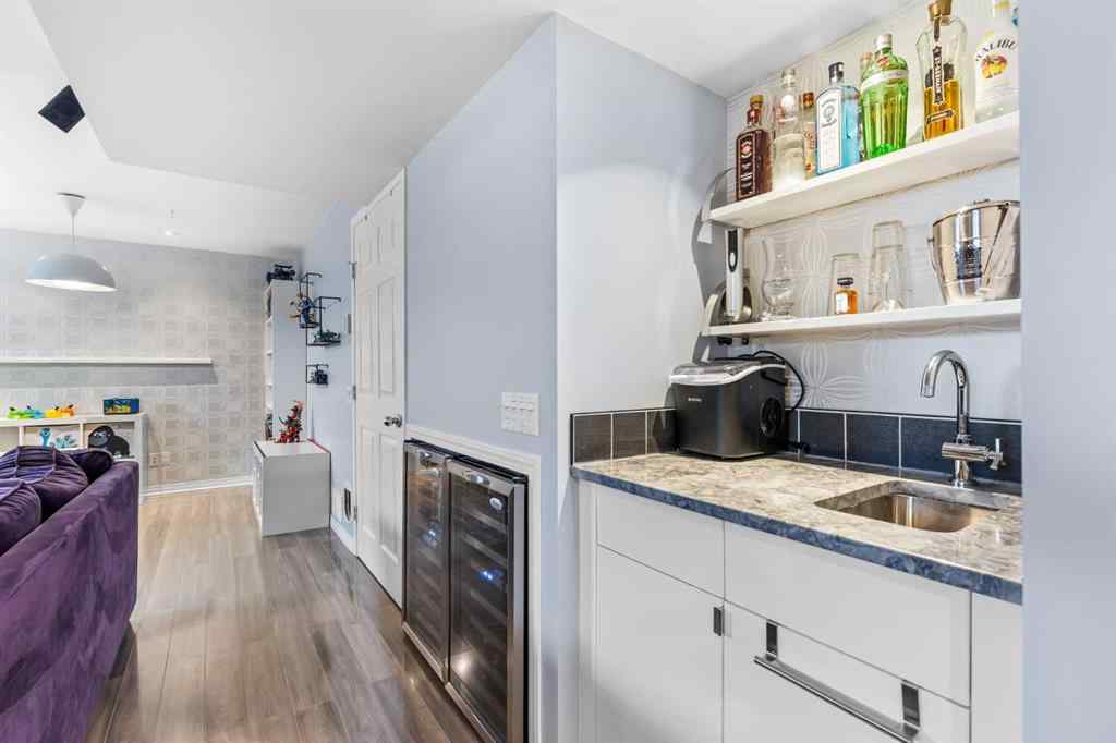 MLS® A2254630 - 2119 Quentin Avenue SW in Garrison Woods Calgary, Residential