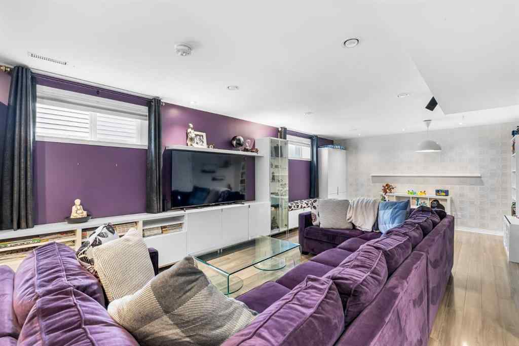 MLS® A2254630 - 2119 Quentin Avenue SW in Garrison Woods Calgary, Residential