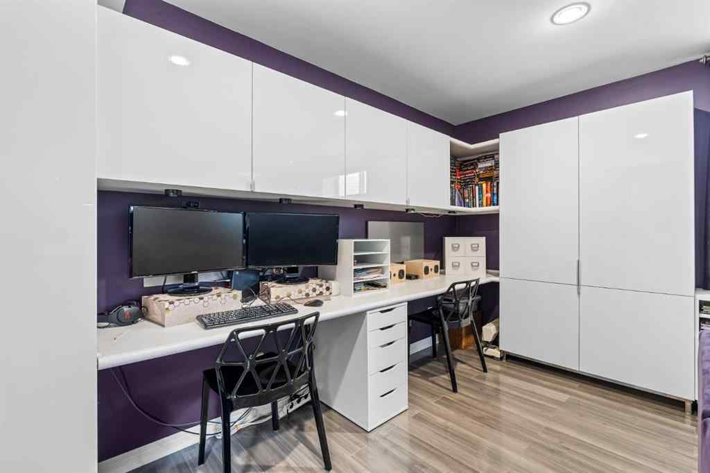 MLS® A2254630 - 2119 Quentin Avenue SW in Garrison Woods Calgary, Residential