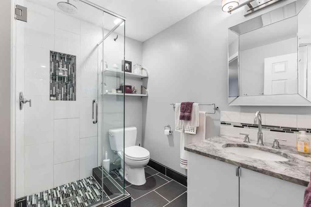 MLS® A2254630 - 2119 Quentin Avenue SW in Garrison Woods Calgary, Residential