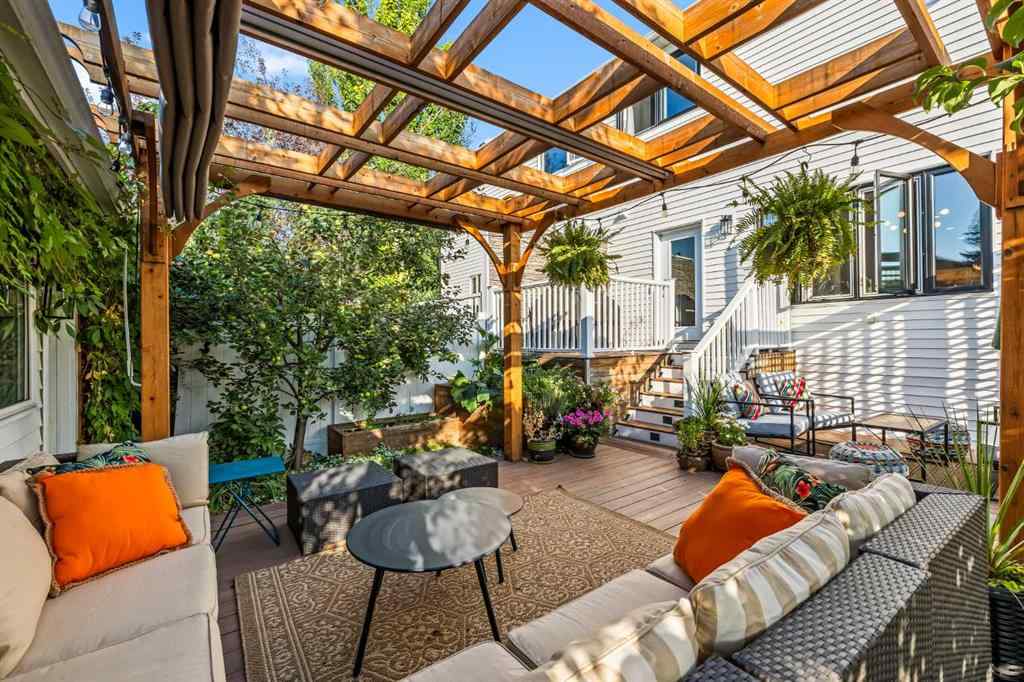 MLS® A2254630 - 2119 Quentin Avenue SW in Garrison Woods Calgary, Residential