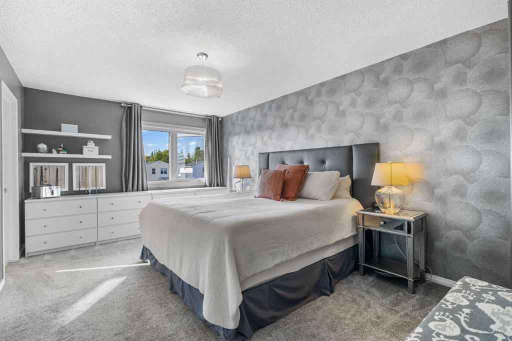 MLS® A2254630 - 2119 Quentin Avenue SW in Garrison Woods Calgary, Residential