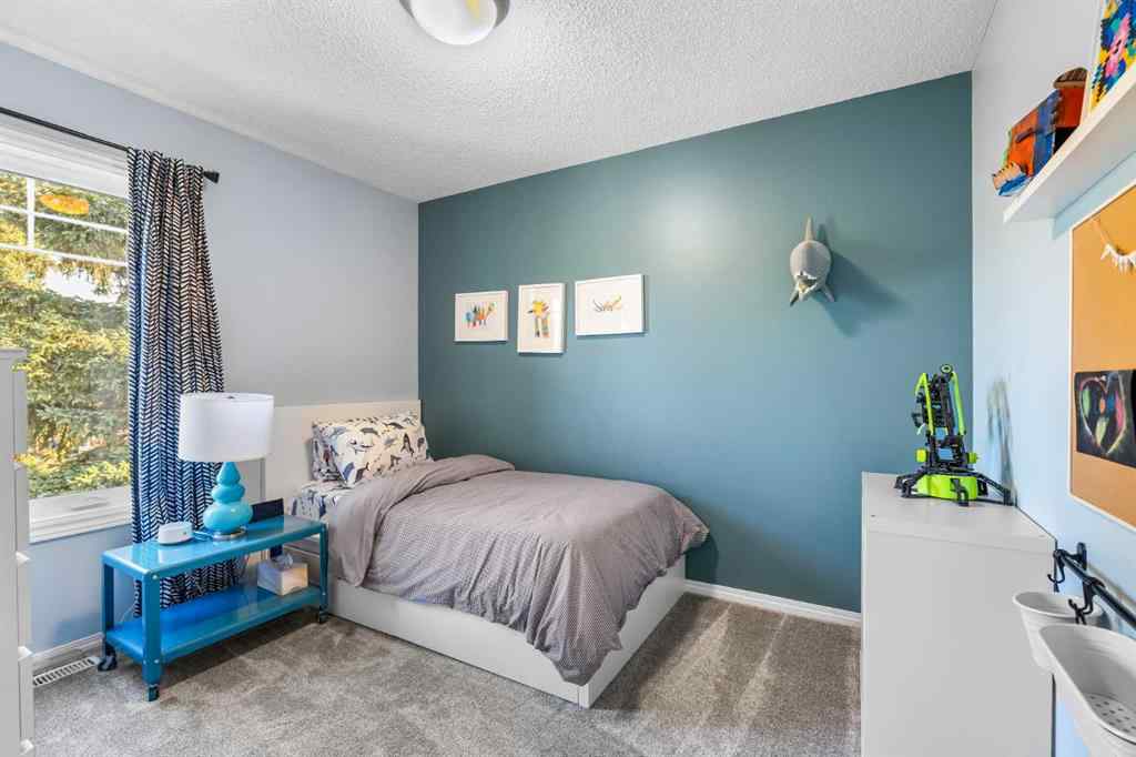 MLS® A2254630 - 2119 Quentin Avenue SW in Garrison Woods Calgary, Residential