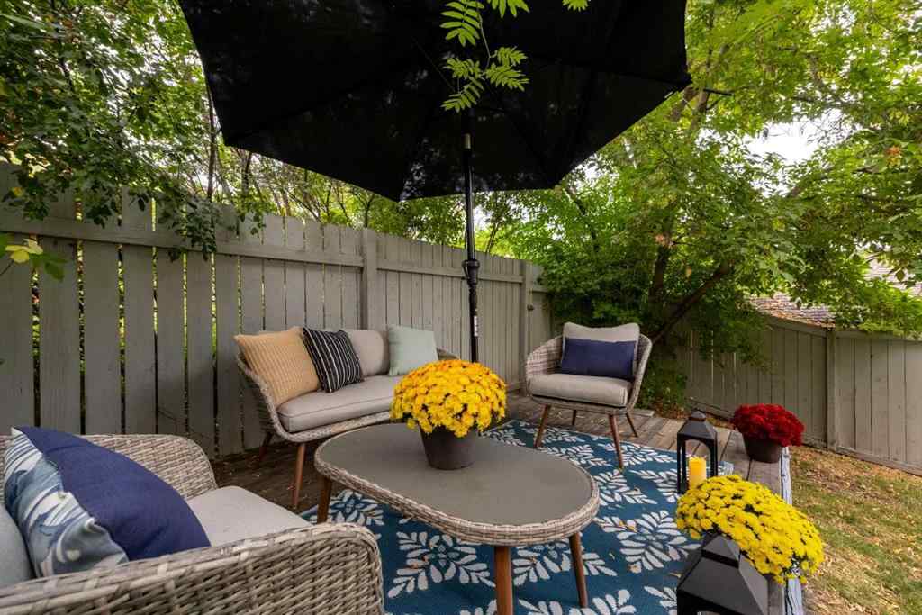 MLS® A2254637 - 2540 7 Avenue NW in West Hillhurst Calgary, Residential