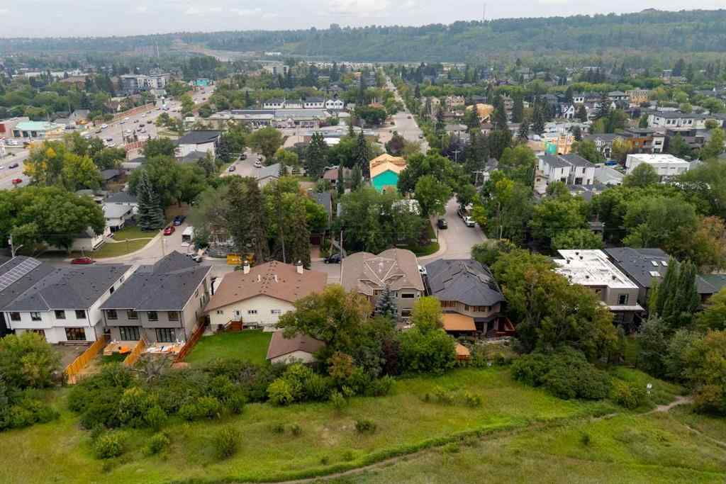 MLS® A2254637 - 2540 7 Avenue NW in West Hillhurst Calgary, Residential