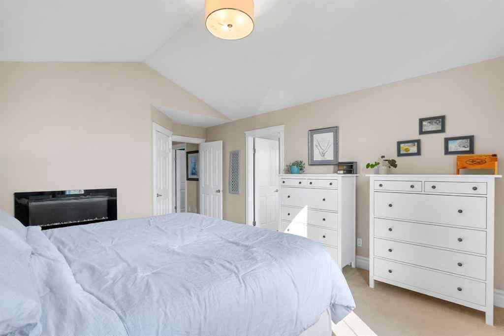 MLS® A2254639 - 44 Sierra Road  in NONE Olds, Residential