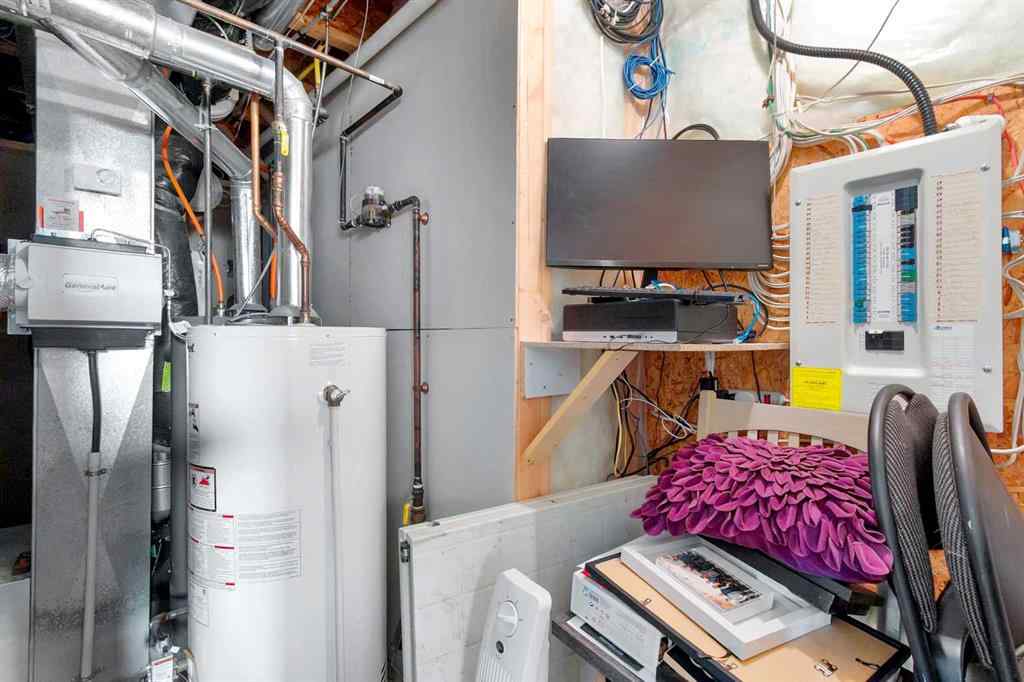 MLS® A2254639 - 44 Sierra Road  in NONE Olds, Residential