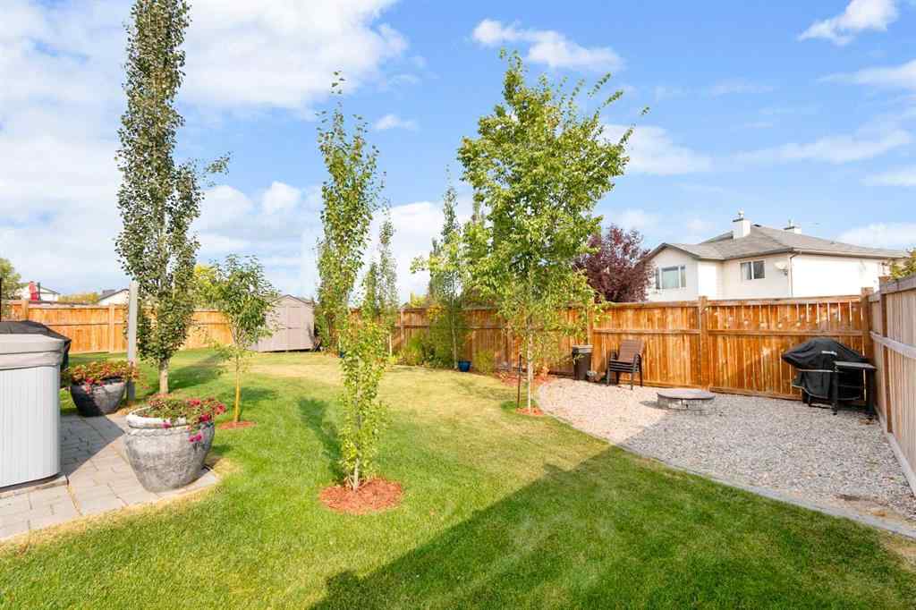 MLS® A2254639 - 44 Sierra Road  in NONE Olds, Residential