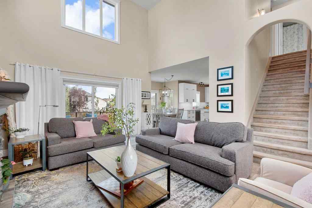 MLS® A2254639 - 44 Sierra Road  in NONE Olds, Residential