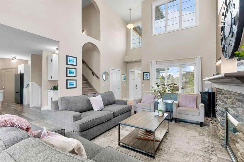 MLS® A2254639 - 44 Sierra Road  in NONE Olds, Residential