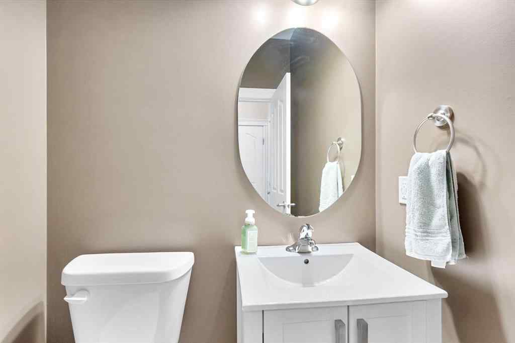 MLS® A2254639 - 44 Sierra Road  in NONE Olds, Residential