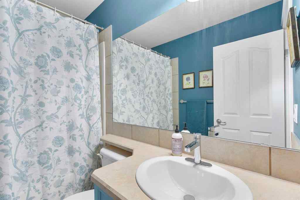 MLS® A2254639 - 44 Sierra Road  in NONE Olds, Residential
