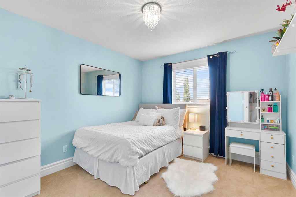 MLS® A2254639 - 44 Sierra Road  in NONE Olds, Residential