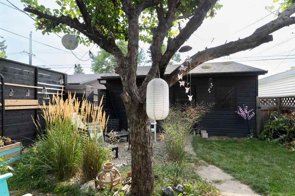MLS® A2254642 - 4513 20 Avenue NW in Montgomery Calgary, Residential